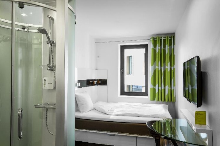 SINGLE STANDARD Room