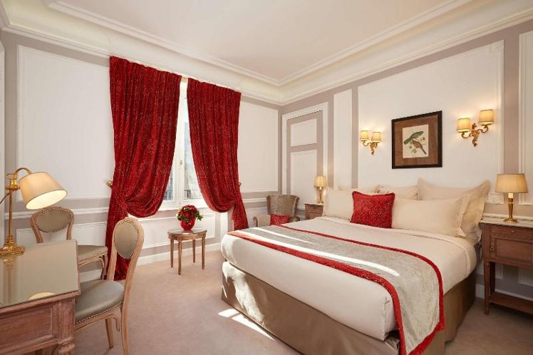 DOUBLE SUPERIOR Room