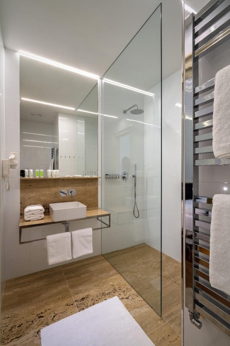 QUADRUPLE DELUXE Room