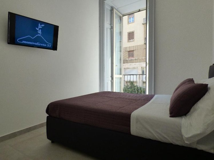 DOUBLE SUPERIOR Room