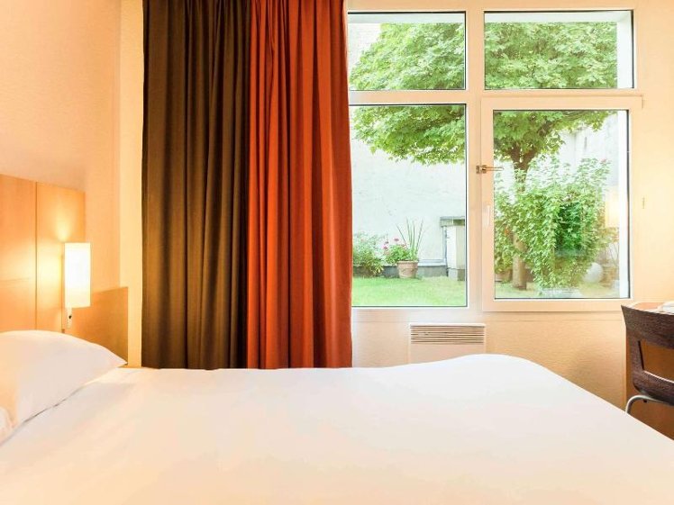 DOUBLE STANDARD Room
