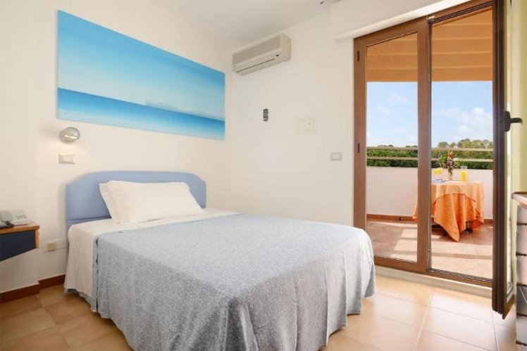 SINGLE STANDARD Room