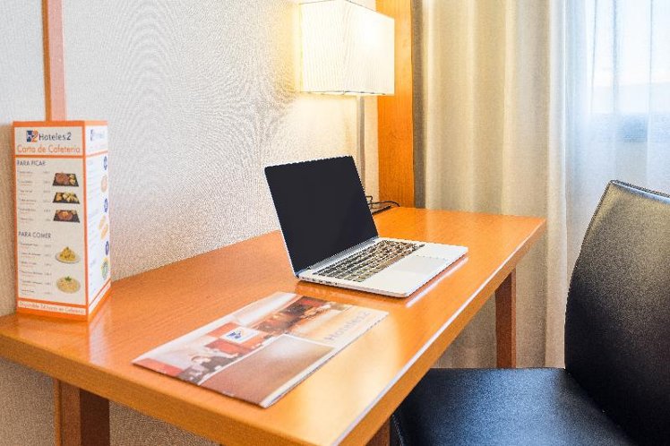 DOUBLE SINGLE USE STANDARD Room