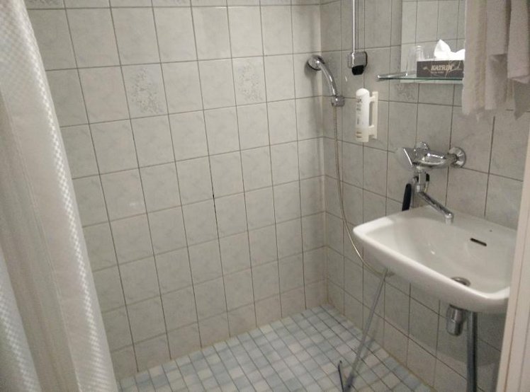 DOUBLE STANDARD Room