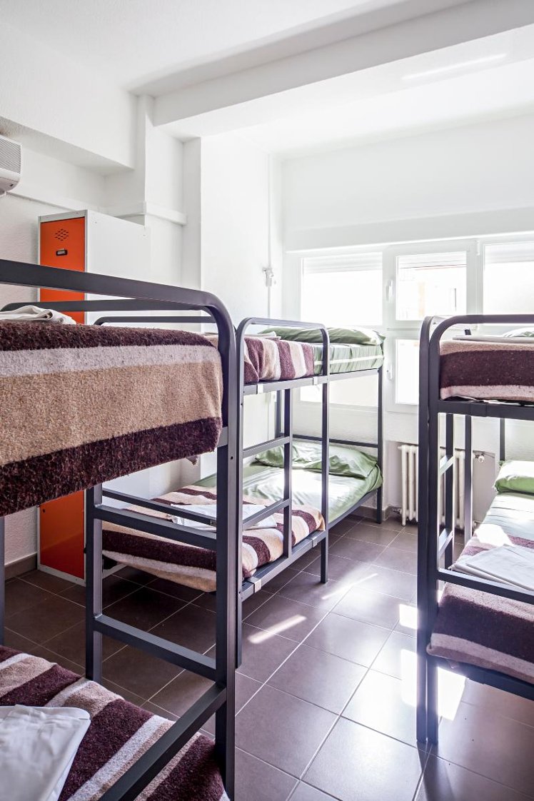 Bed in dormitory CAPACITY 4 Room