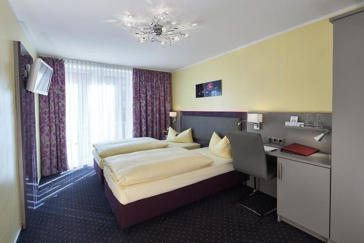 DOUBLE COMFORT Room