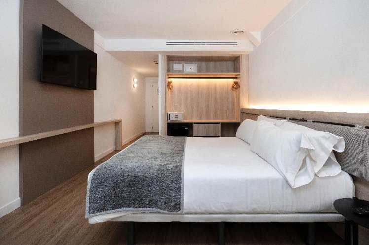 DOUBLE SINGLE USE CLASSIC Room