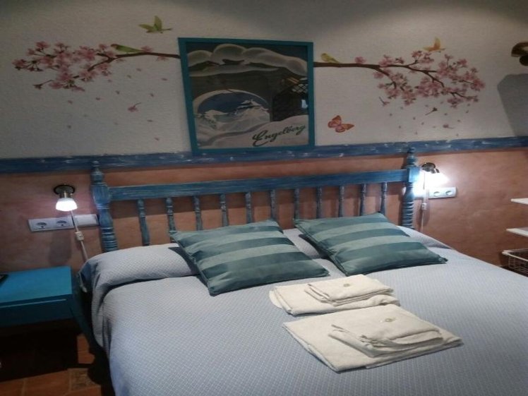 SINGLE STANDARD Room