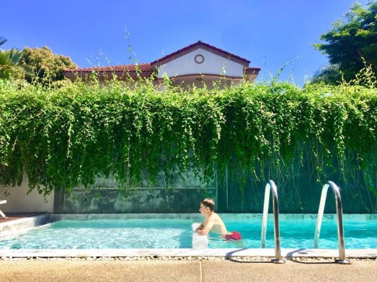 Pool