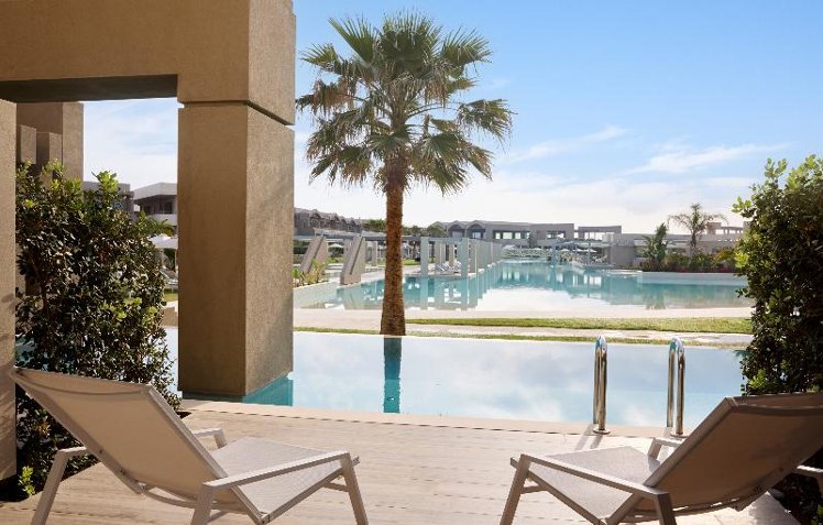 JUNIOR SUITE POOL VIEW Room