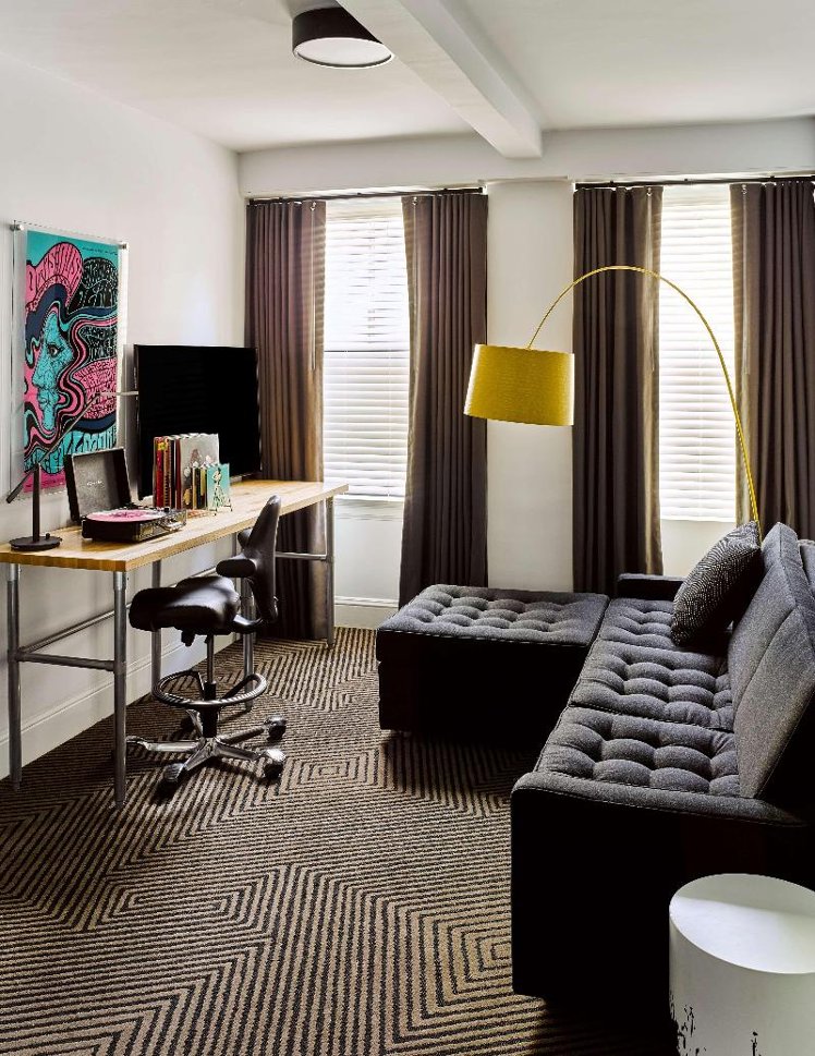 SUITE QUEEN SIZE BED Room