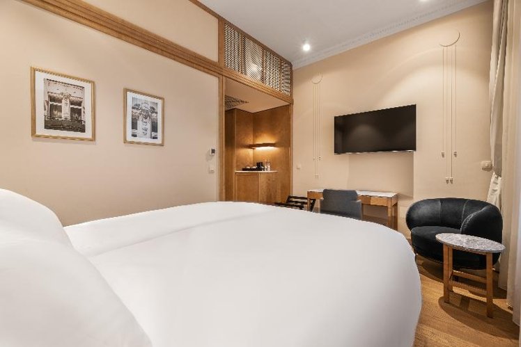 DOUBLE SINGLE USE SUPERIOR Room