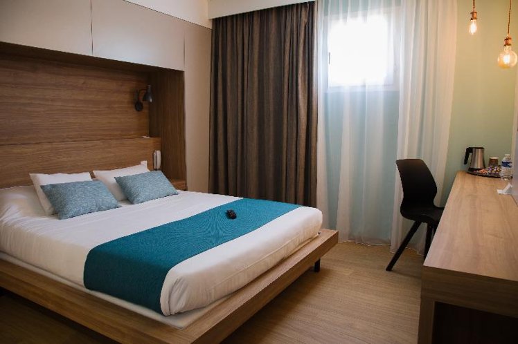 DOUBLE STANDARD Room