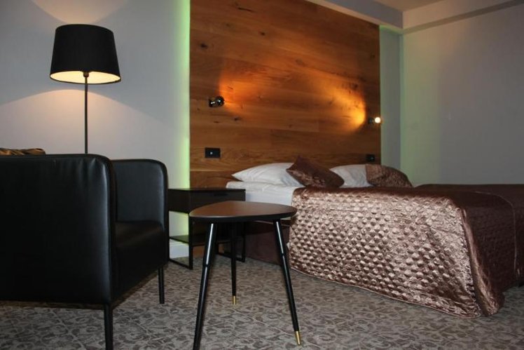 DOUBLE STANDARD Room