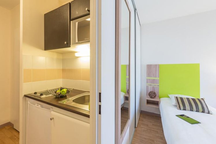 STUDIO TWO BEDS Room
