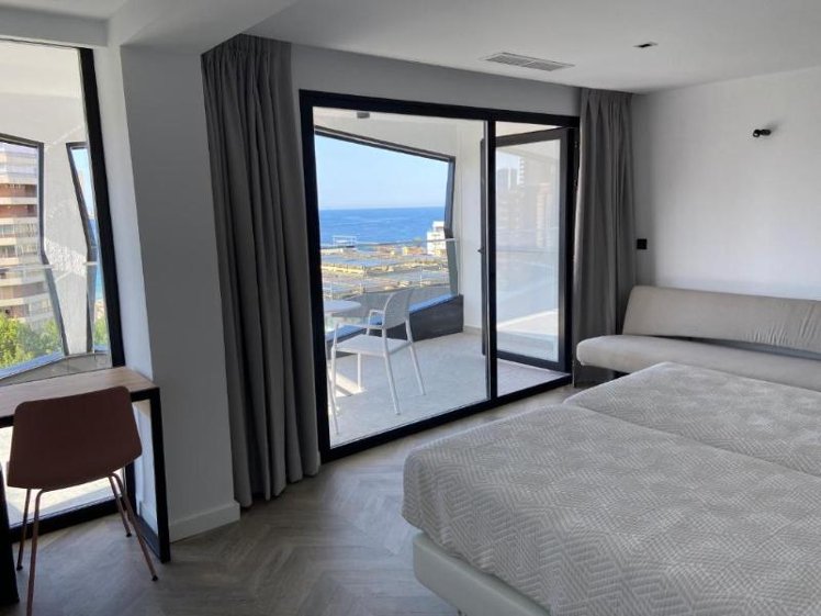 DOUBLE WITH VIEWS Room
