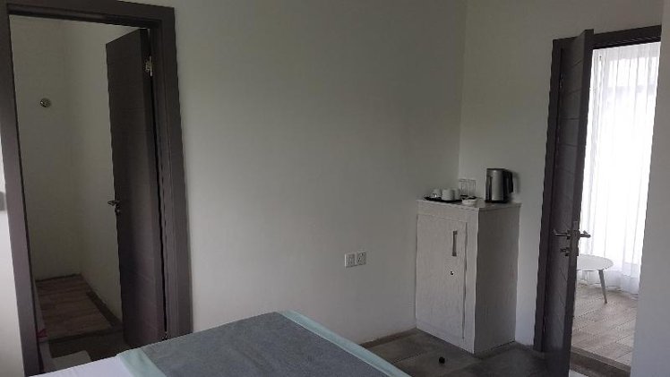 DOUBLE ECONOMY Room