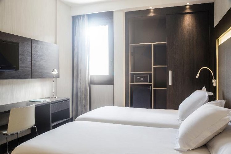 TWIN SUPERIOR Room