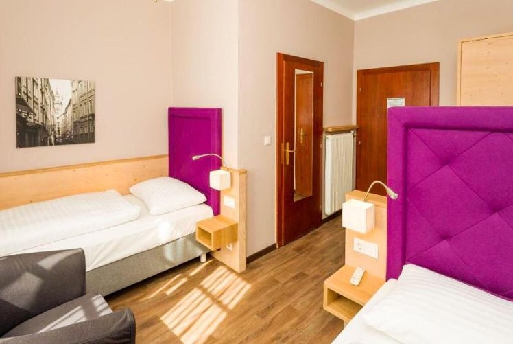 TWIN STANDARD Room