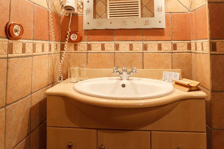 APARTMENT CAPACITY 5 TWO BEDROOMS Room