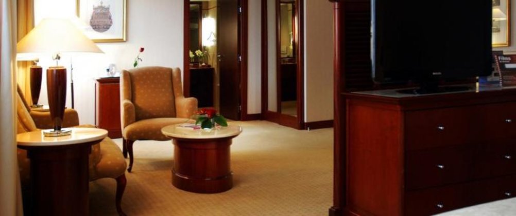 JUNIOR SUITE ONE BED Room
