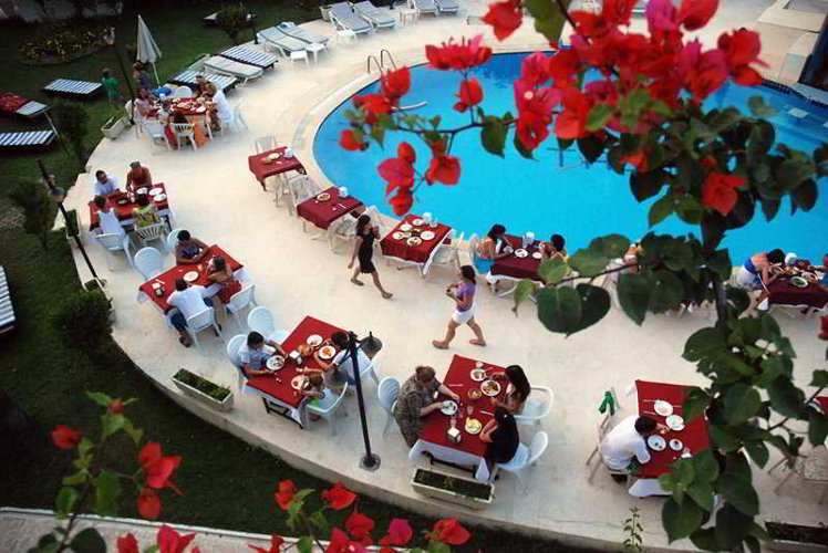 Tal Beach Hotel