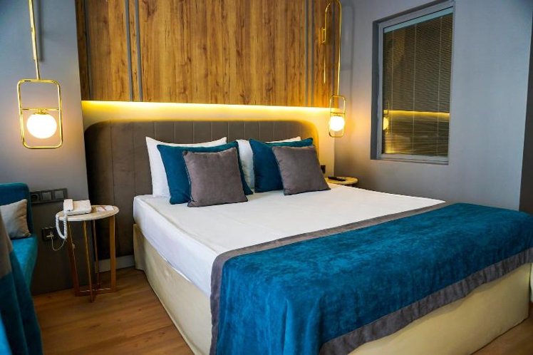 DOUBLE STANDARD Room