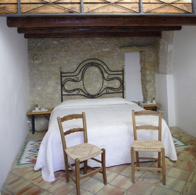 DOUBLE STANDARD Room