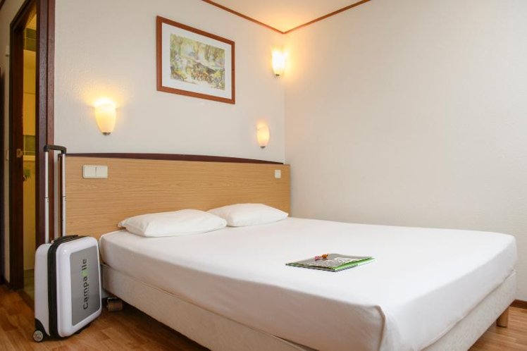DOUBLE STANDARD Room