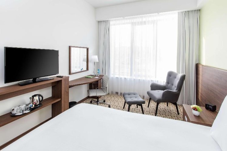 DOUBLE QUEEN SIZE BED Room