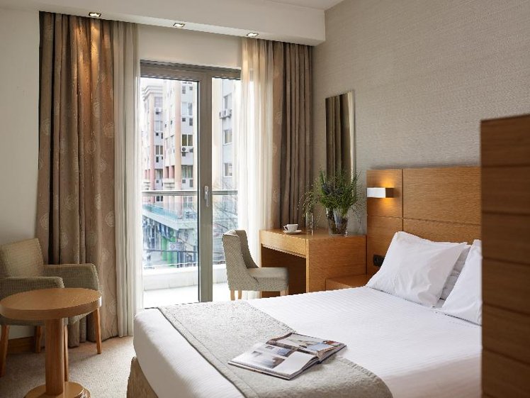 Double or Twin DELUXE Room