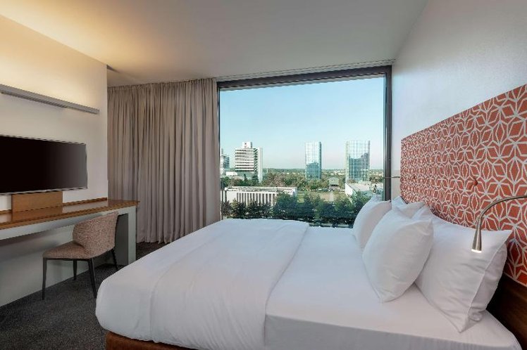 JUNIOR SUITE KING SIZE BED Room