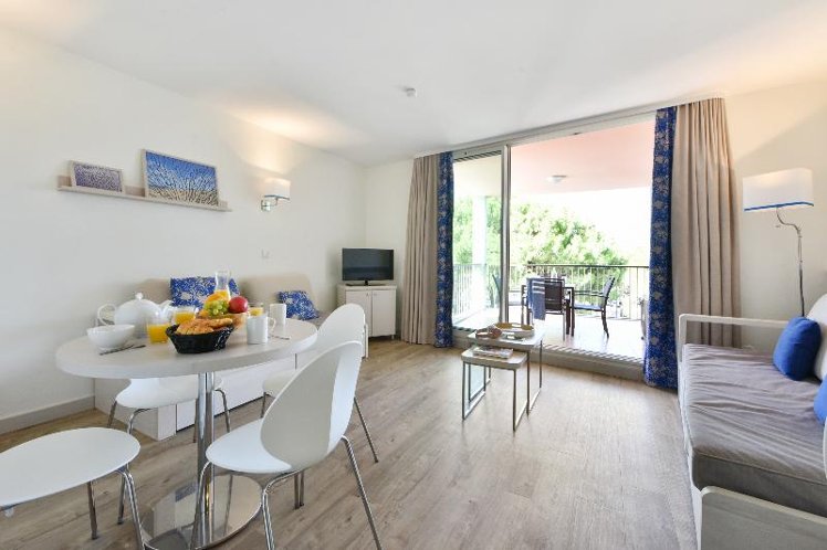 APARTMENT CAPACITY 4 ONE BEDROOM Room