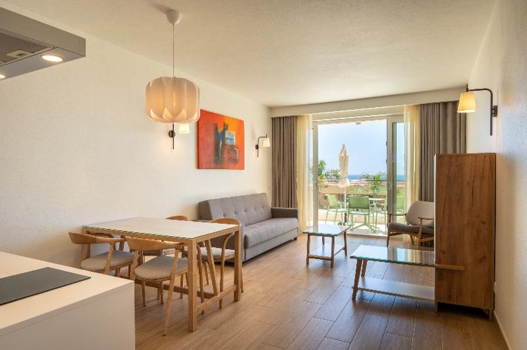 APARTMENT SEA VIEW CAPACITY 5 Room