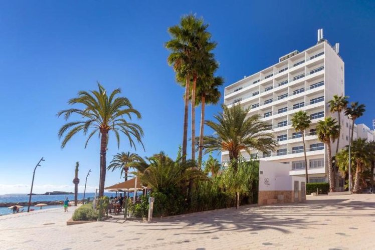 Double or Twin SIDE SEA VIEW Room
