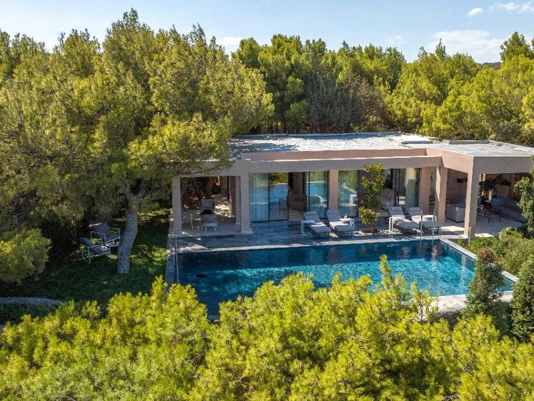 VILLA WITH PRIVATE POOL Room