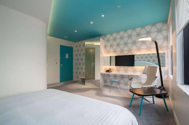 TRIPLE SUPERIOR Room