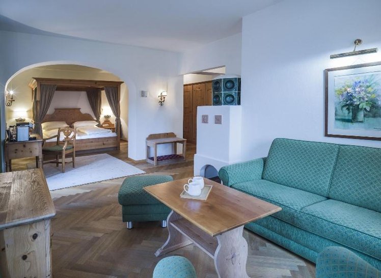 SUITE LUXURY Room