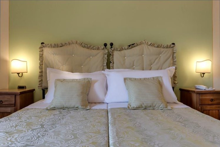DOUBLE CLASSIC Room
