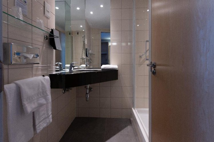 TWIN STANDARD Room
