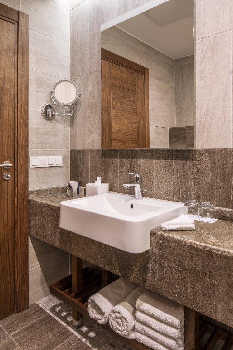 TWIN GARDEN VIEW Room