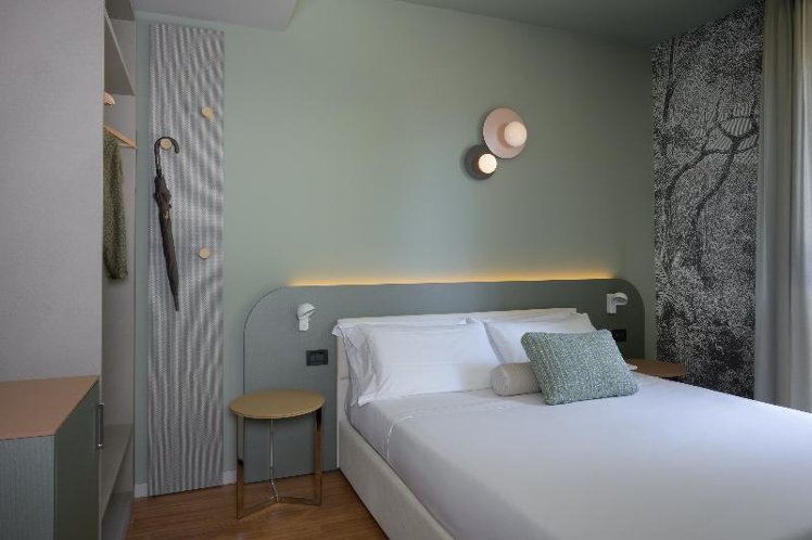 DOUBLE ECONOMY Room