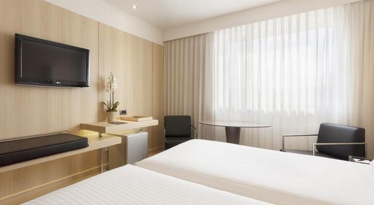DOUBLE STANDARD Room
