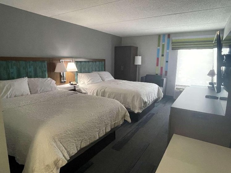 DOUBLE TWO QUEEN BEDS Room