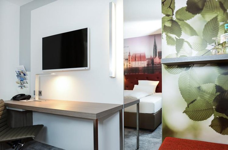 SINGLE BUSINESS Room
