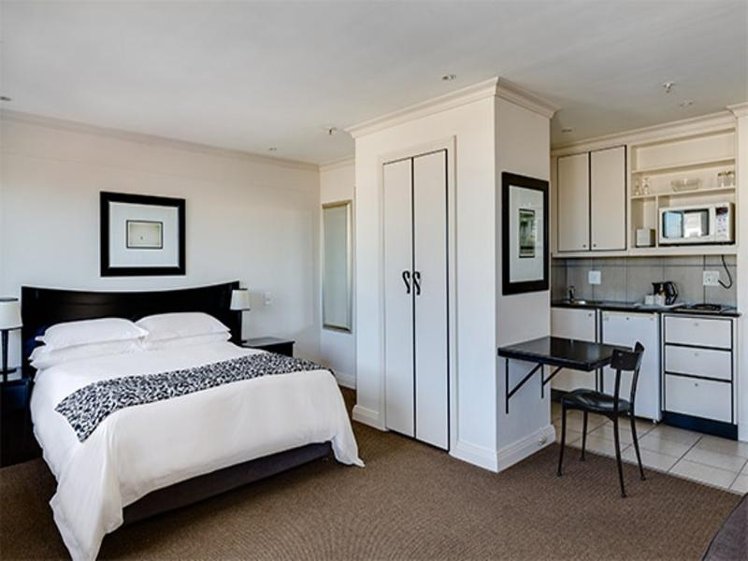 SINGLE STANDARD Room