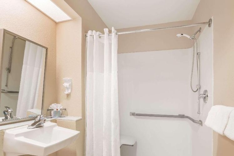 Hawthorn Suites By Wyndham Orlando Lake Buena Vis