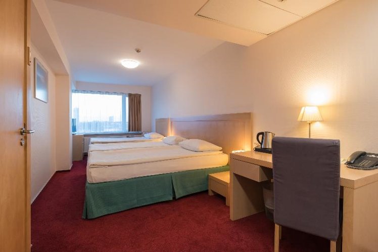 TRIPLE STANDARD Room