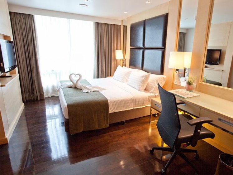 JUNIOR SUITE STANDARD Room