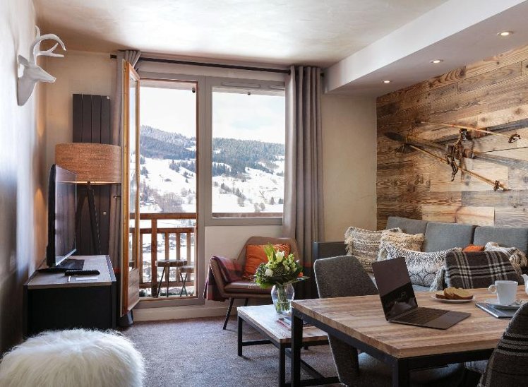 SUITE WITH VIEWS Room